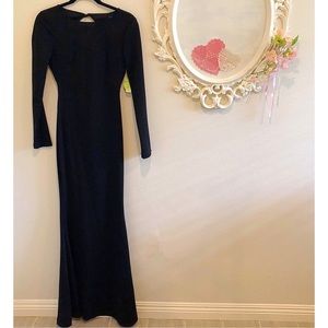 BRAND NEW Windsor Long Sleeve Black Formal Maxi